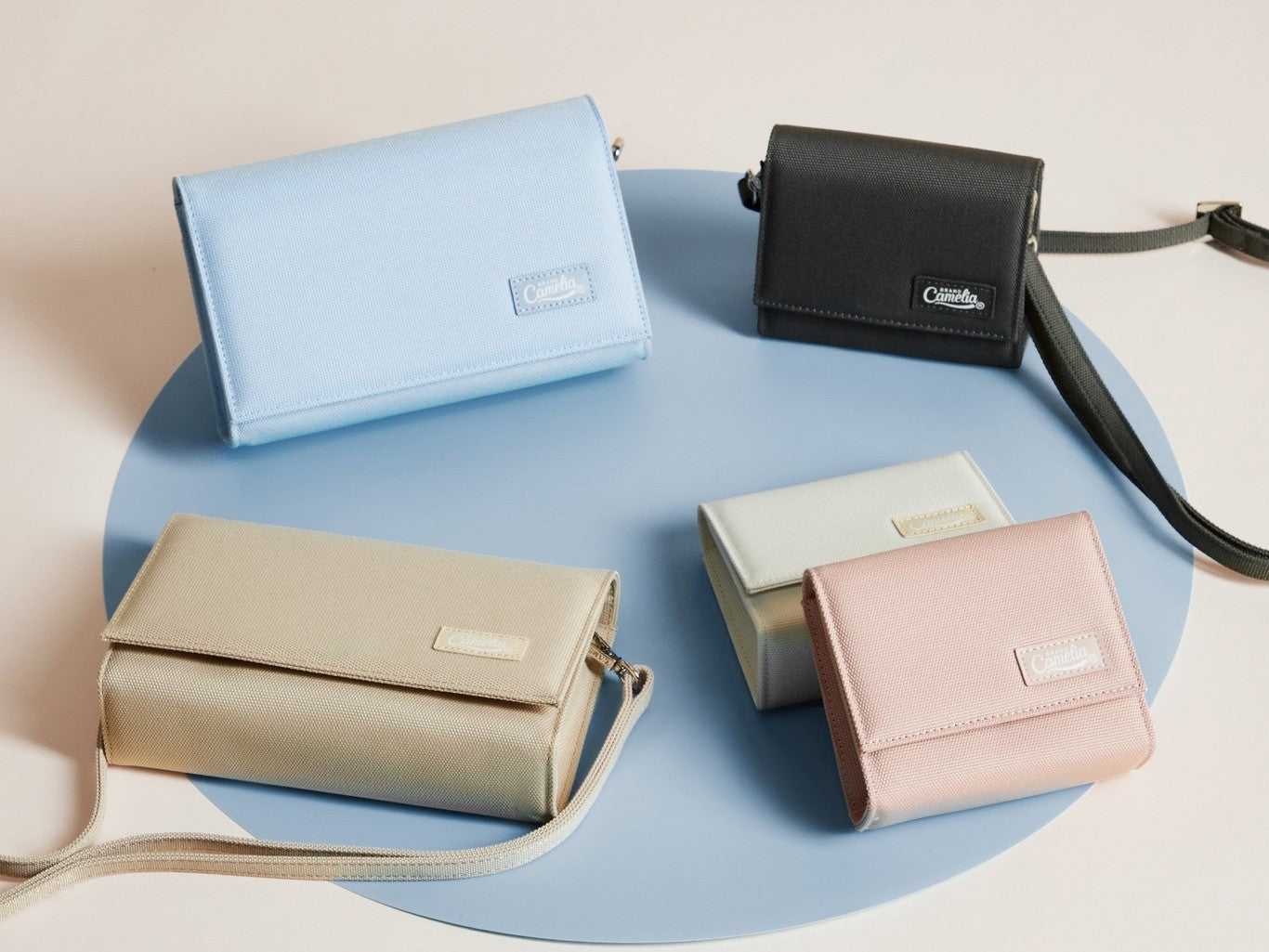 Crossbody bag collection